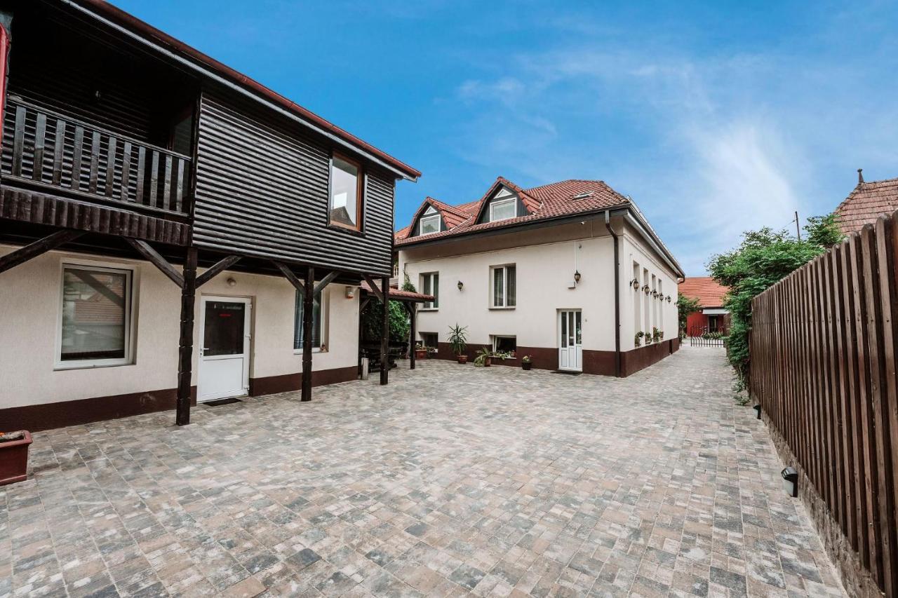 Palas Boutique Sighisoara Bagian luar foto