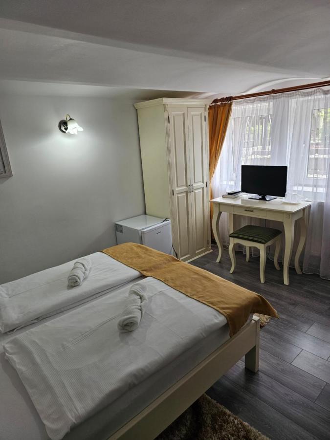 Palas Boutique Sighisoara Bagian luar foto
